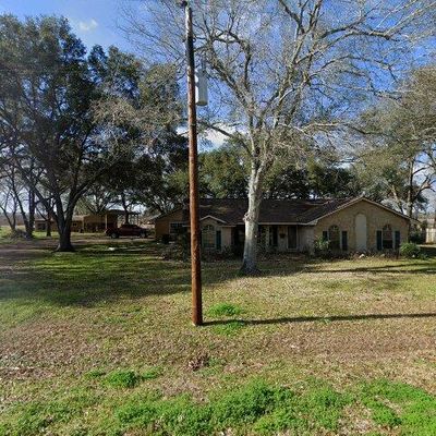 12016 Cloudt Rd, Needville, TX 77461