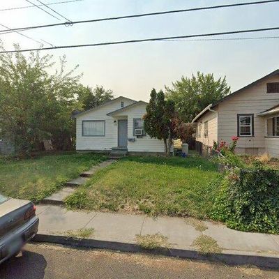 1206 E 10 Th St, The Dalles, OR 97058