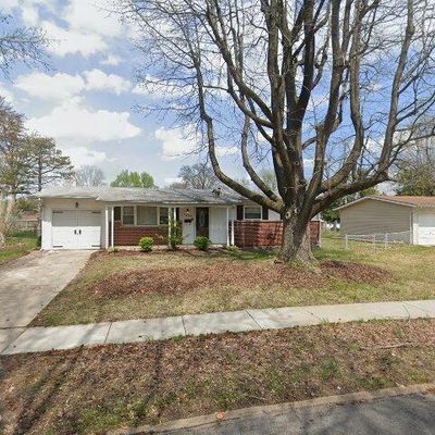 1585 Jackson Ln, Florissant, MO 63031