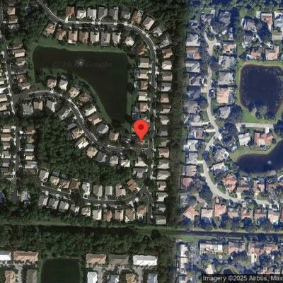 137 Bent Tree Dr, Palm Beach Gardens, FL 33418