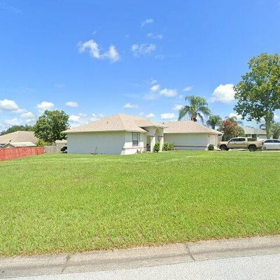 137 Country Lakes Cir, Groveland, FL 34736