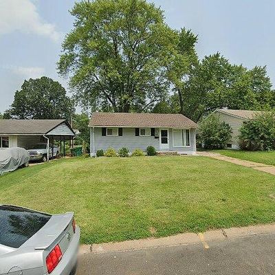 143 Grampian Rd, Saint Louis, MO 63137