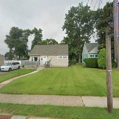 143 Schubert Ave, Runnemede, NJ 08078