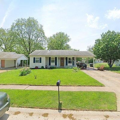 144 Foxtree Dr, Hazelwood, MO 63042