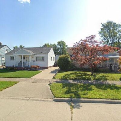 17107 Matthews St, Riverview, MI 48193