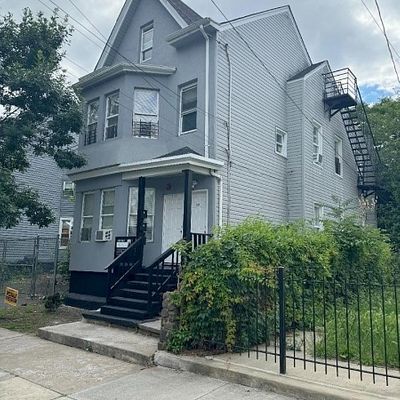 181 N Main St, Paterson City, NJ 07522