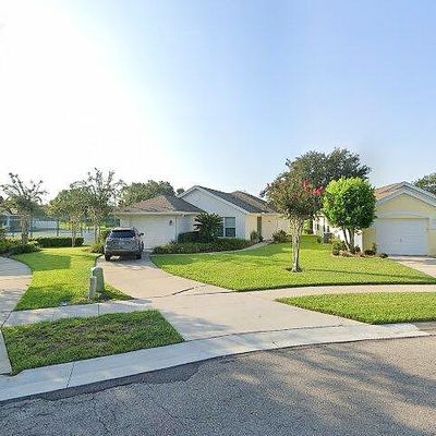 1820 Hunters Greene Ct, Mount Dora, FL 32757