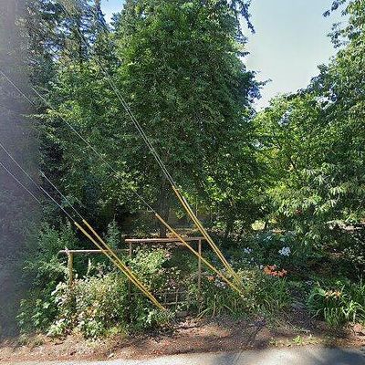 18625 Bryant Rd, Lake Oswego, OR 97034