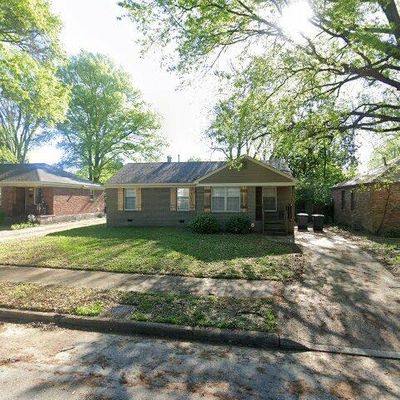 1640 Ivy Rd, Memphis, TN 38117