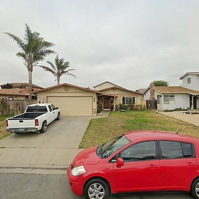 1657 Siskiyou Dr, Salinas, CA 93906