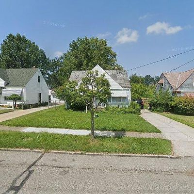 16705 Deforest Ave, Cleveland, OH 44128