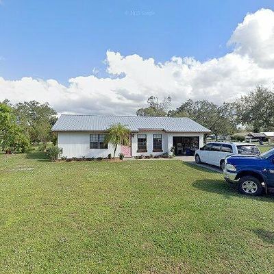 2001 Showboat Ln, Labelle, FL 33935