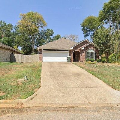 201 Oakview Dr, Nacogdoches, TX 75965