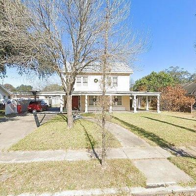 203 E Ligustrum Blvd, Robstown, TX 78380