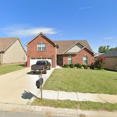 2064 Jackie Lorraine Dr, Clarksville, TN 37042