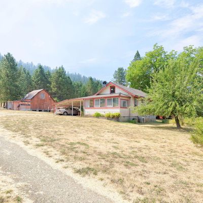 207 N Frontage Rd, Wolf Creek, OR 97497