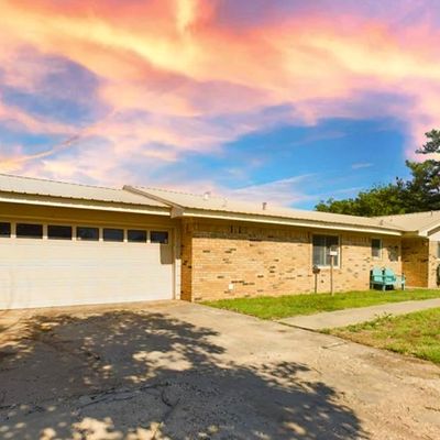 208 N Van Buren Avenue, Lorenzo, TX 79343