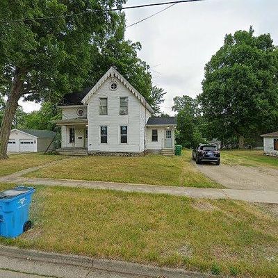 214 4 Th Ave, Three Rivers, MI 49093