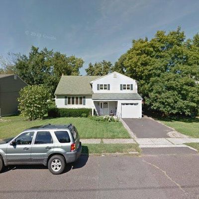 19 Catalina Dr, Somerville, NJ 08876