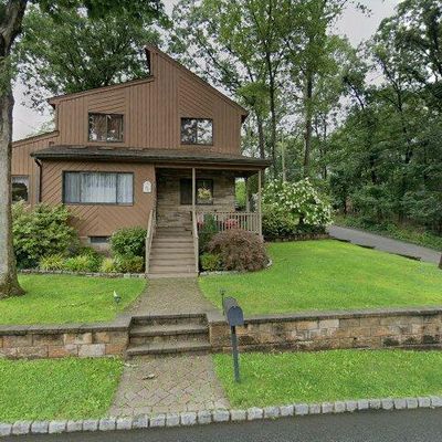 2 Birch Rd, Ringwood, NJ 07456