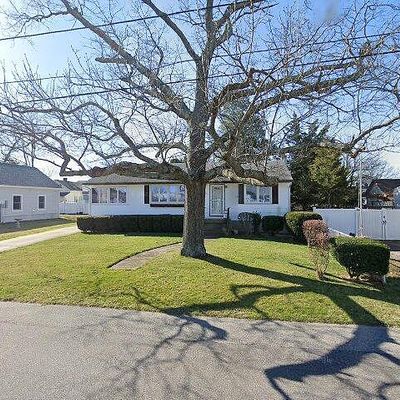 20 E Longport Ave, Ocean Gate, NJ 08740