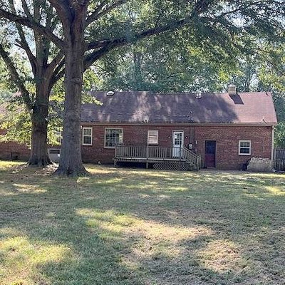 230 James Rd, Bolivar, TN 38008