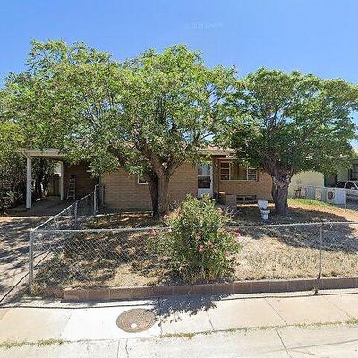 2304 Baylor Ave, Alamogordo, NM 88310