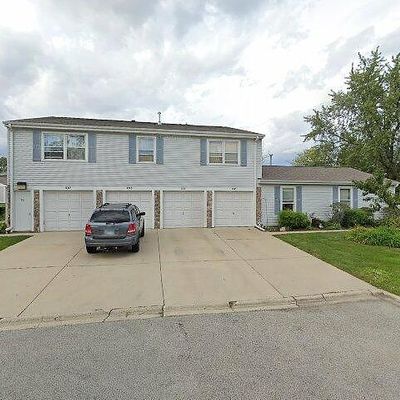 231 Harvest Ct, Vernon Hills, IL 60061