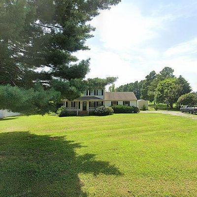 235 Country Club Rd, Keysville, VA 23947