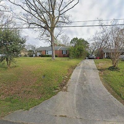 2353 Hilltop Dr, Macon, GA 31204