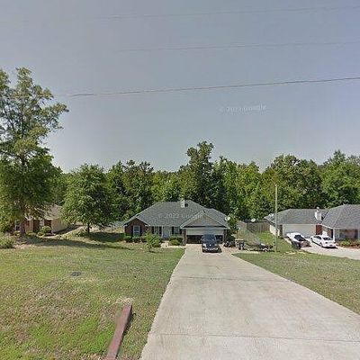 24 Redwood Dr, Phenix City, AL 36869