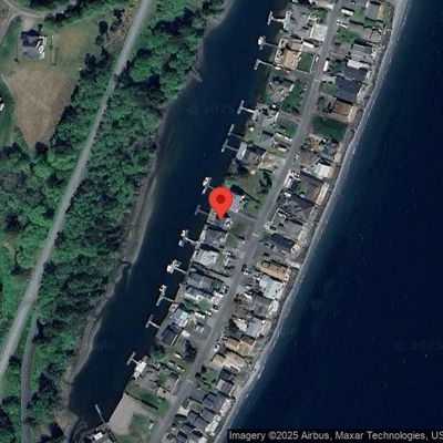 241 N Beach Dr, Port Ludlow, WA 98365