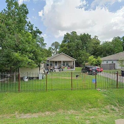 2410 Wall St, Houston, TX 77088