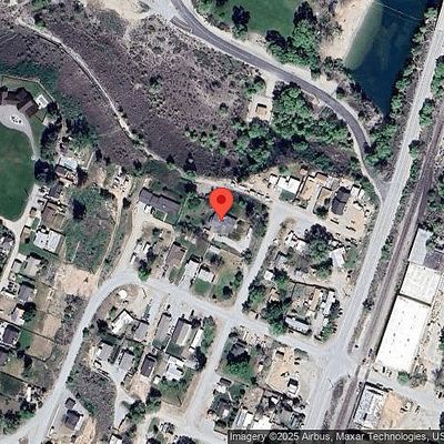 242 3 Rd St, Chelan Falls, WA 98817