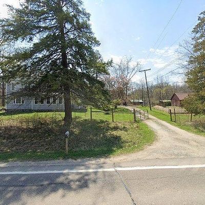 2450 E Coon Lake Rd, Howell, MI 48843