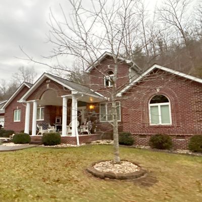 246 Homestead Estates Ln, Tutor Key, KY 41263