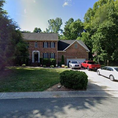 217 Emerson Dr, Mebane, NC 27302