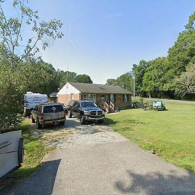 2201 Coxendale Rd, Chester, VA 23831