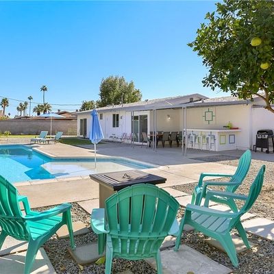 2216 E Baristo Rd, Palm Springs, CA 92262