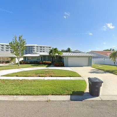 222 Palm Is Nw, Clearwater Beach, FL 33767