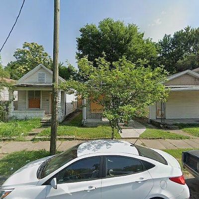 2715 Cedar St, Louisville, KY 40212