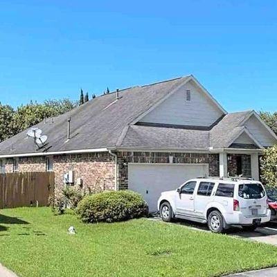 2738 San Marco Ln, League City, TX 77573