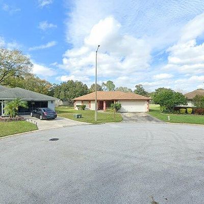 28509 Twinbrook Ln, Wesley Chapel, FL 33543