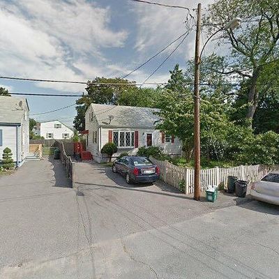 29 Parsons St, Peabody, MA 01960