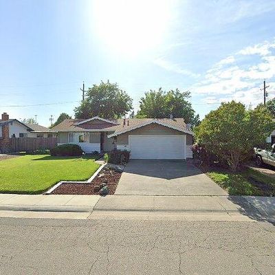 290 S 7 Th St, Dixon, CA 95620