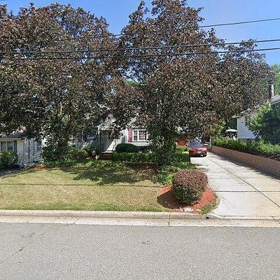 26 E Lakewood Ave, Milltown, NJ 08850