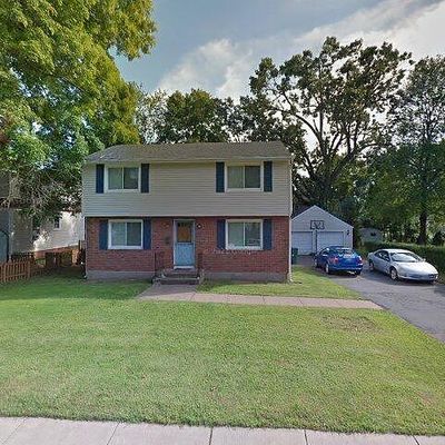 26 Walnut St, Manchester, CT 06040