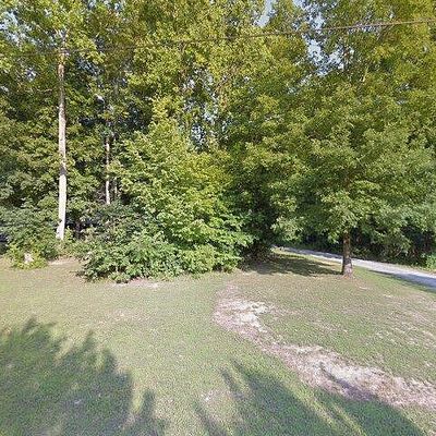 32 Periwinkle Ln, Leoma, TN 38468