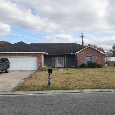 330 Melissa St, Port Allen, LA 70767