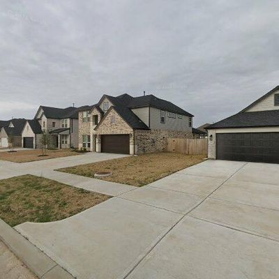 3306 Tilley Dr, Rosenberg, TX 77471